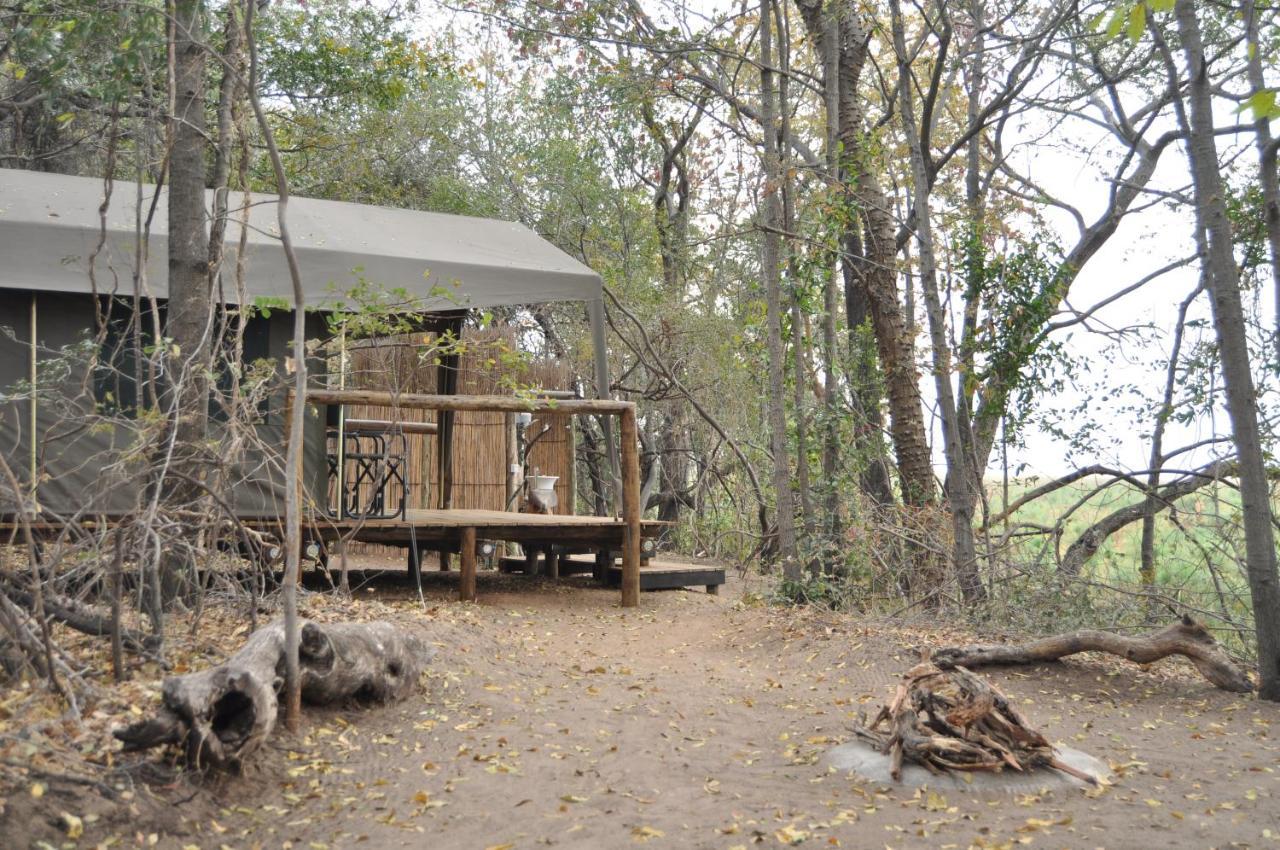 Askiesbos - Samochima Bush Camp Shakawe Luaran gambar