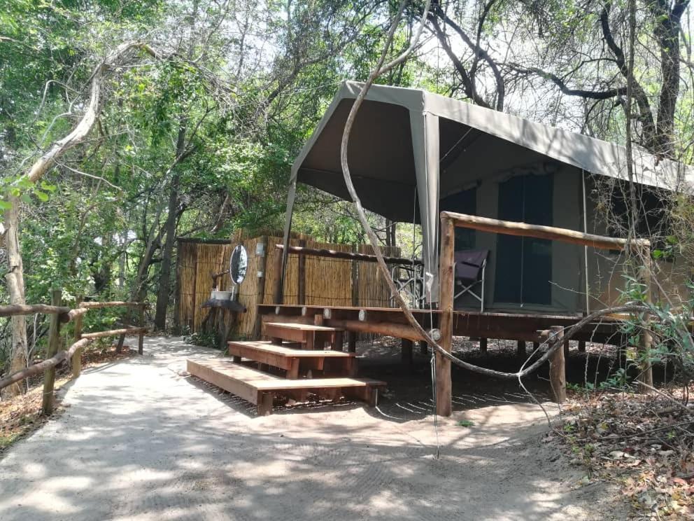 Askiesbos - Samochima Bush Camp Shakawe Luaran gambar