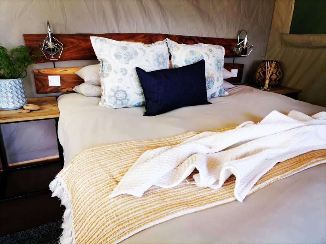 Askiesbos - Samochima Bush Camp Shakawe Luaran gambar