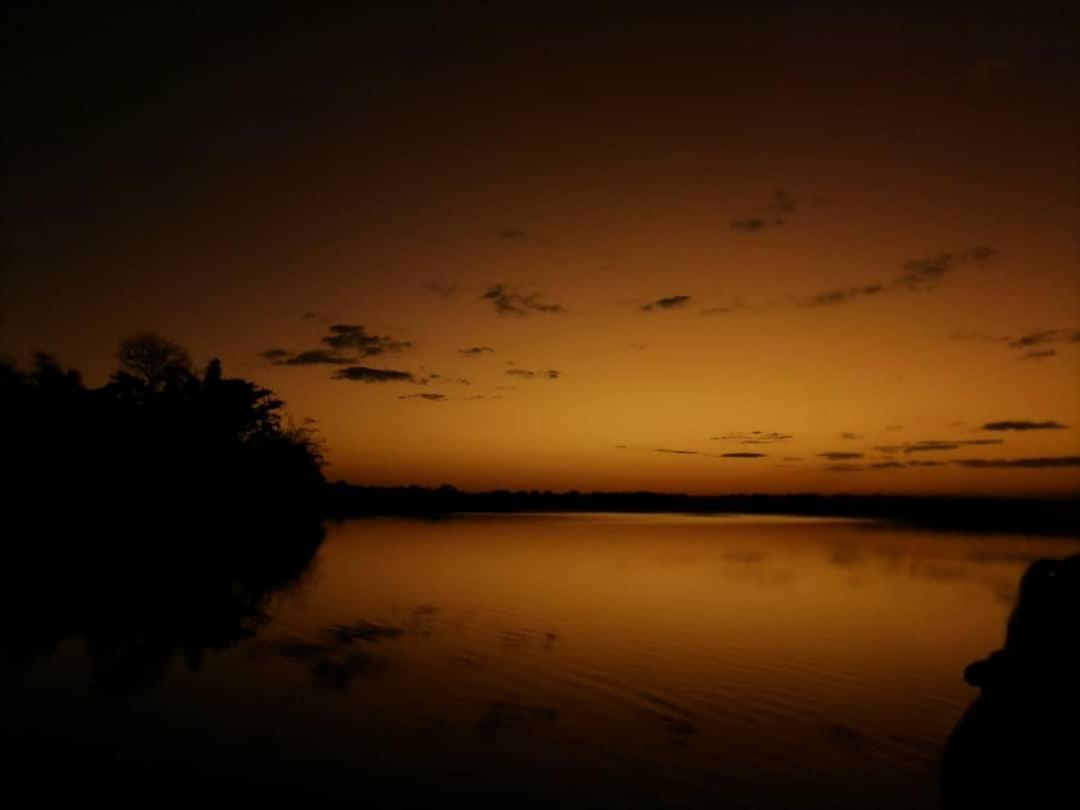 Askiesbos - Samochima Bush Camp Shakawe Luaran gambar