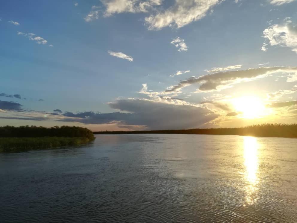 Askiesbos - Samochima Bush Camp Shakawe Luaran gambar